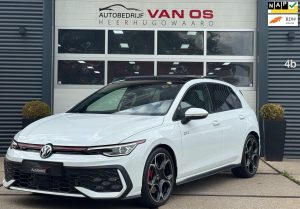 Volkswagen Golf 2.0 TSI GTI bij Autobedrijf Van Os Heerhugowaard